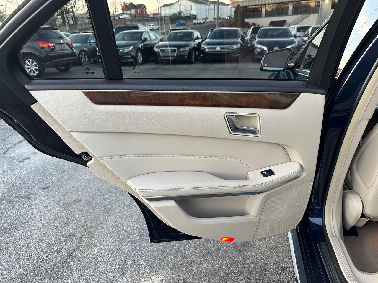 Mercedes-Benz E-Class E350 Sport 4MATIC Sedan 2015