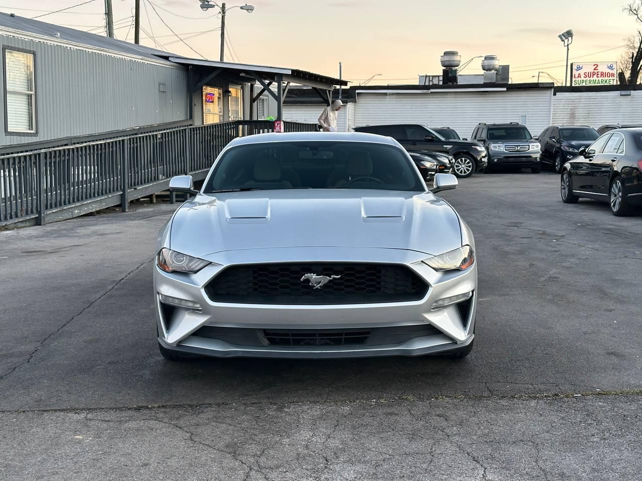 Ford Mustang EcoBoost Coupe 2018