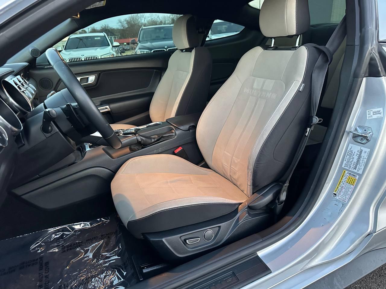 Ford Mustang EcoBoost Coupe 2018