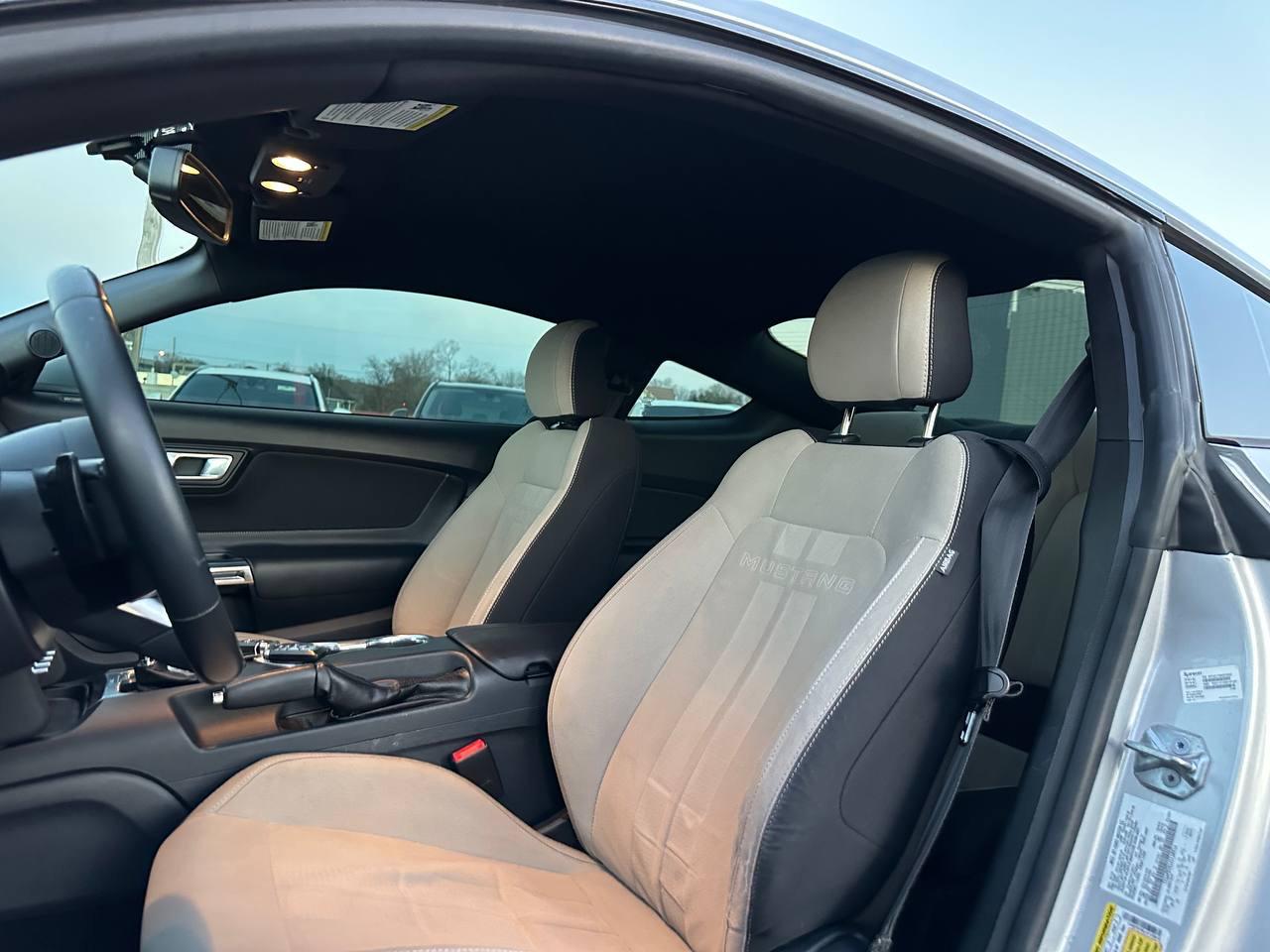 Ford Mustang EcoBoost Coupe 2018