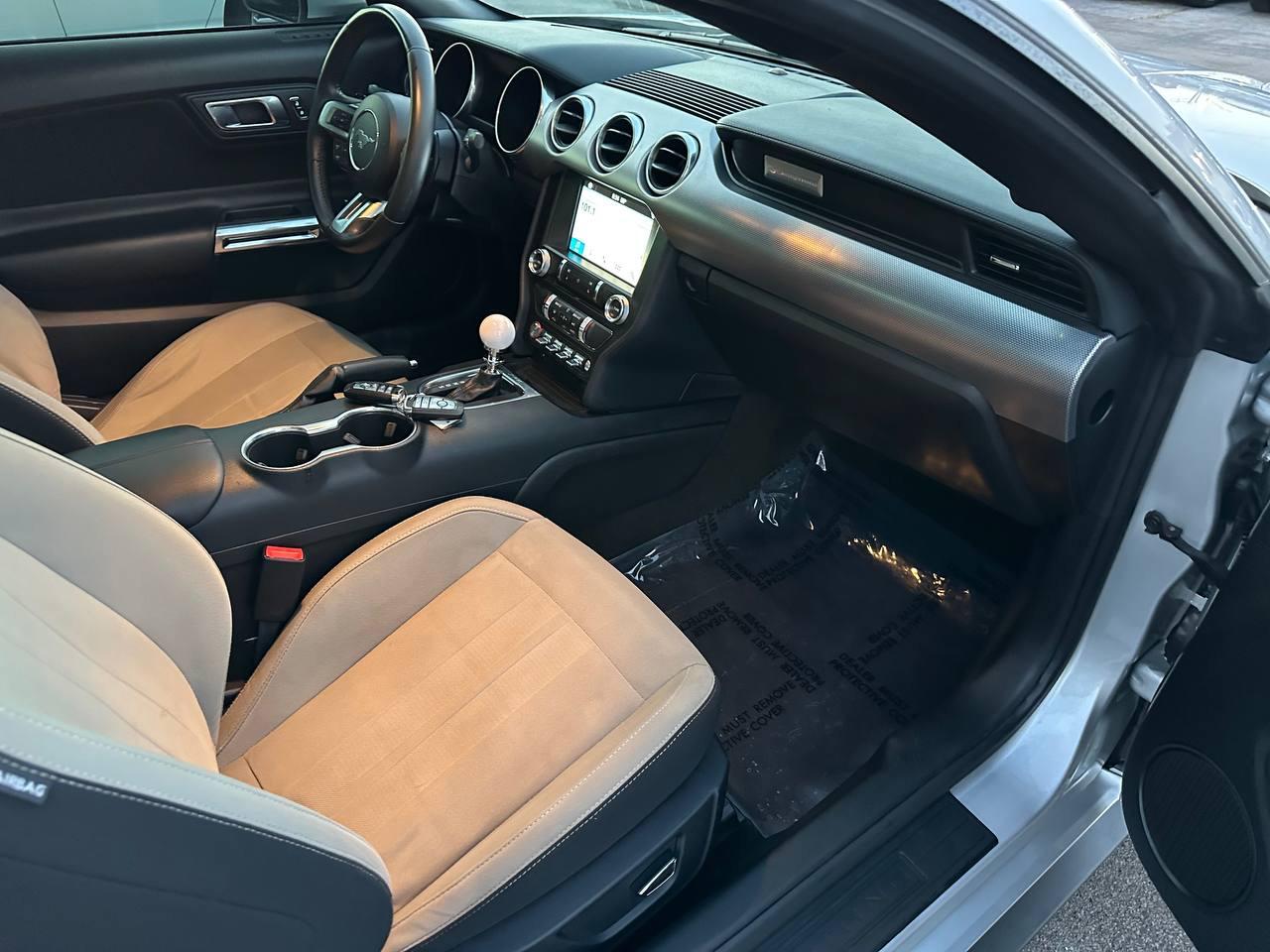 Ford Mustang EcoBoost Coupe 2018