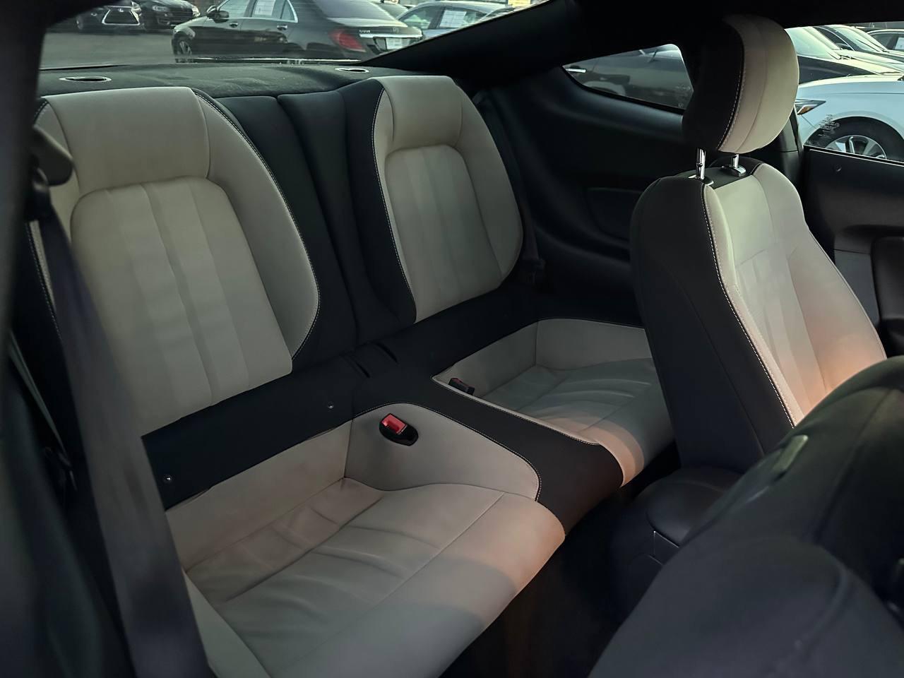 Ford Mustang EcoBoost Coupe 2018