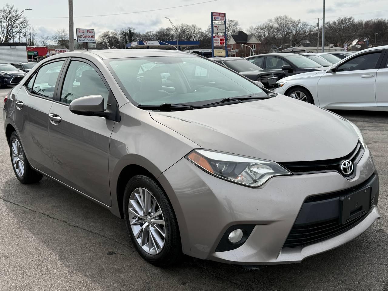 Toyota Corolla S Premium CVT 2014