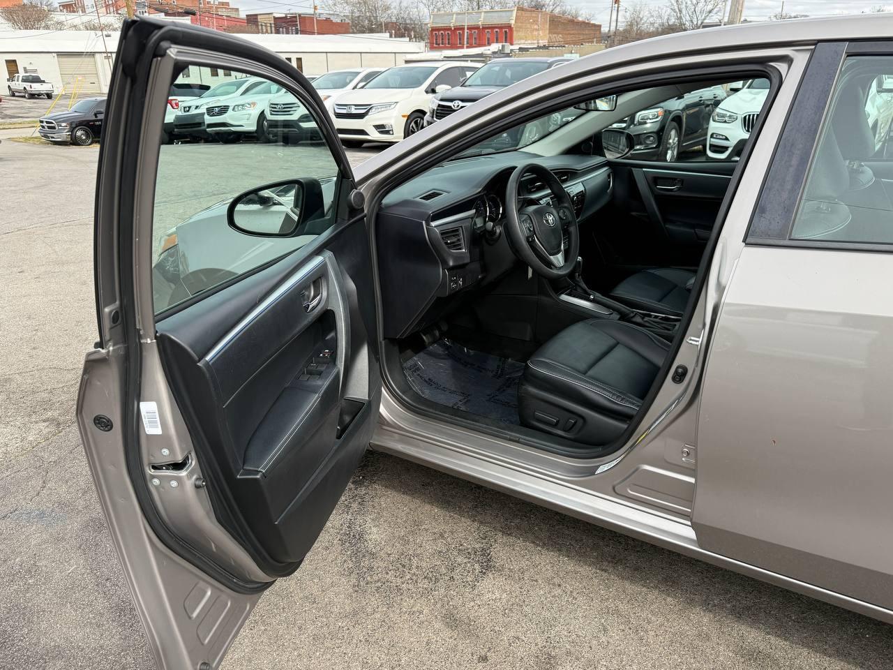 Toyota Corolla S Premium CVT 2014