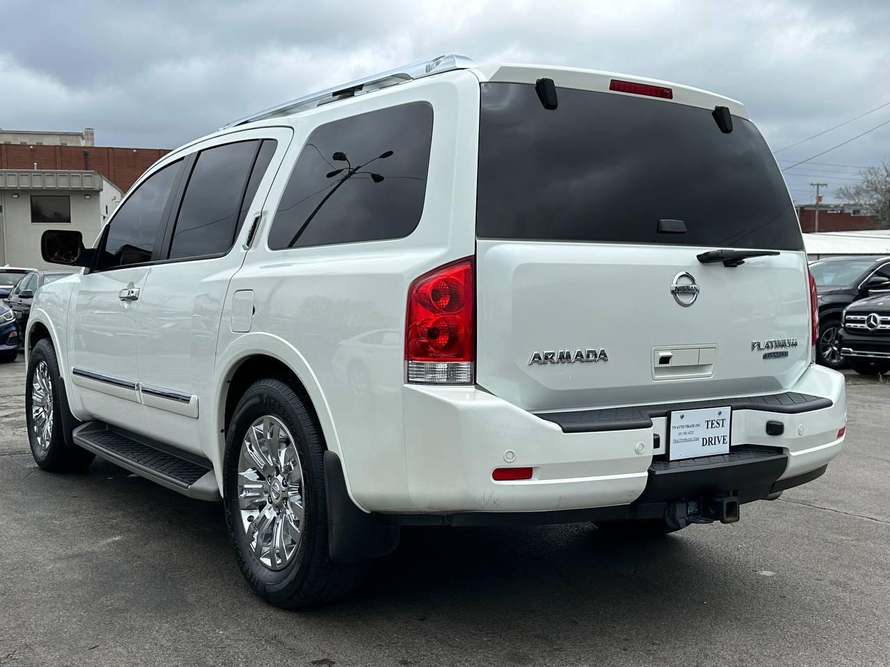 Nissan Armada Platinum 2WD 2015