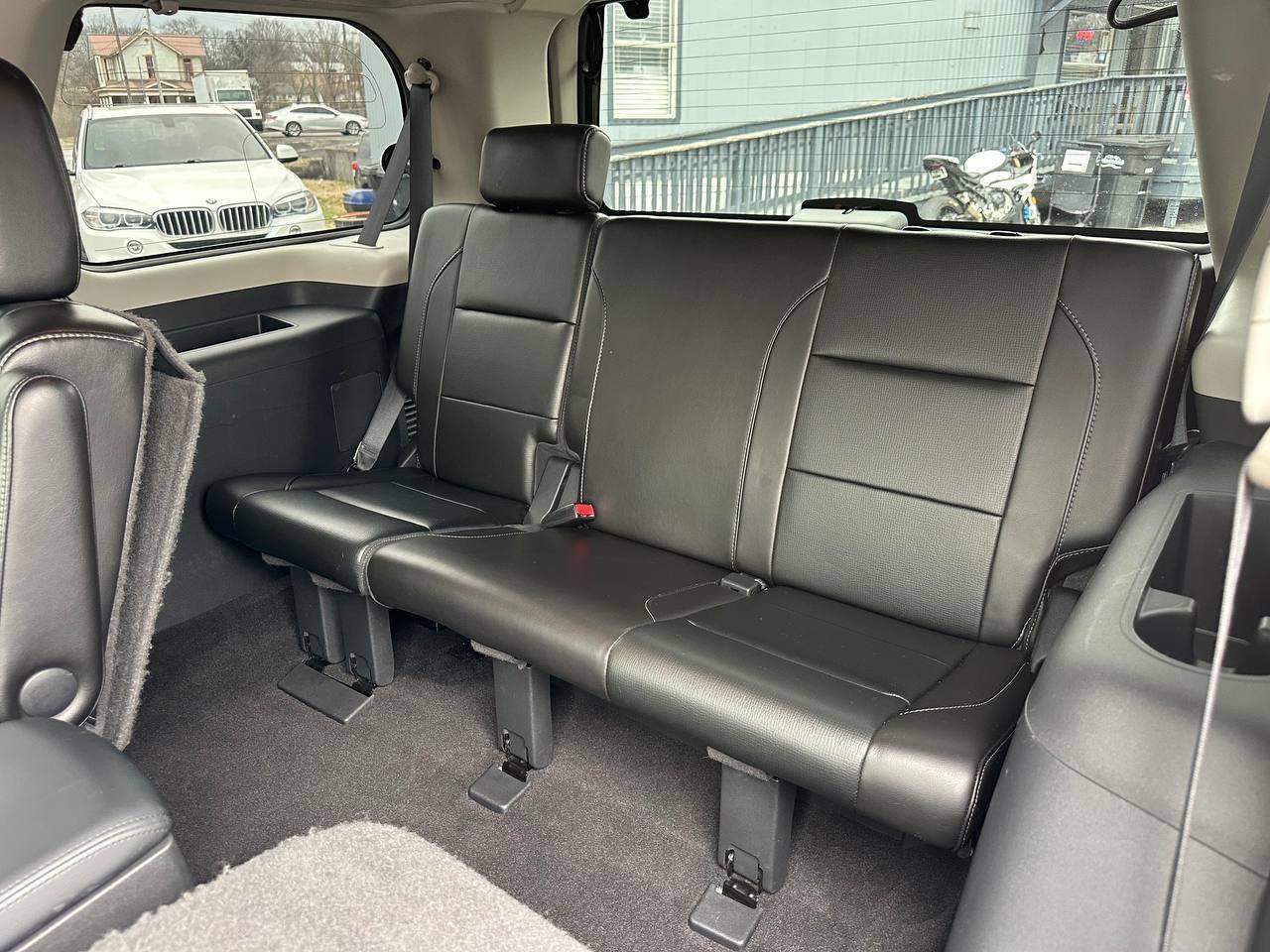 Nissan Armada Platinum 2WD 2015