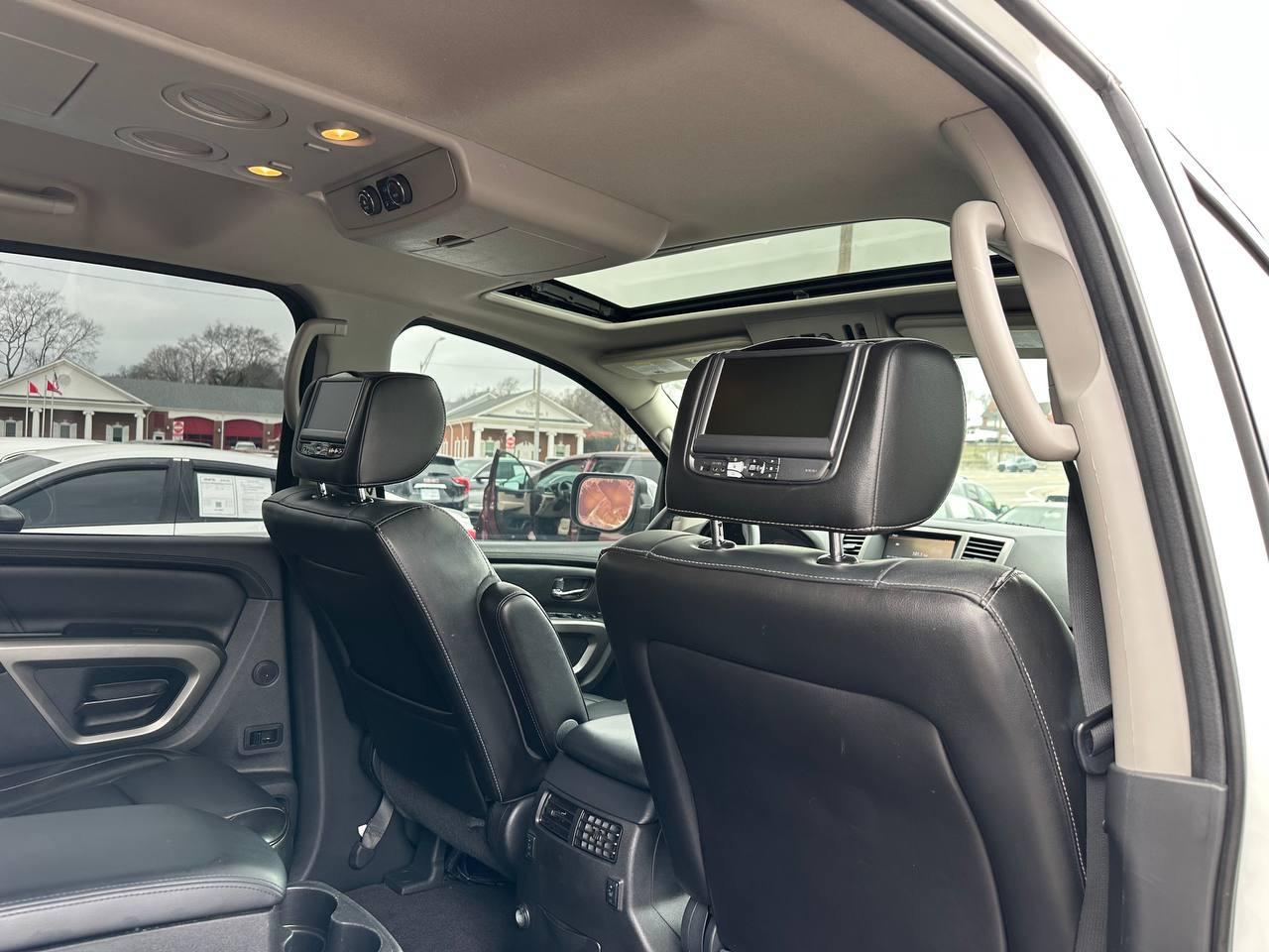 Nissan Armada Platinum 2WD 2015