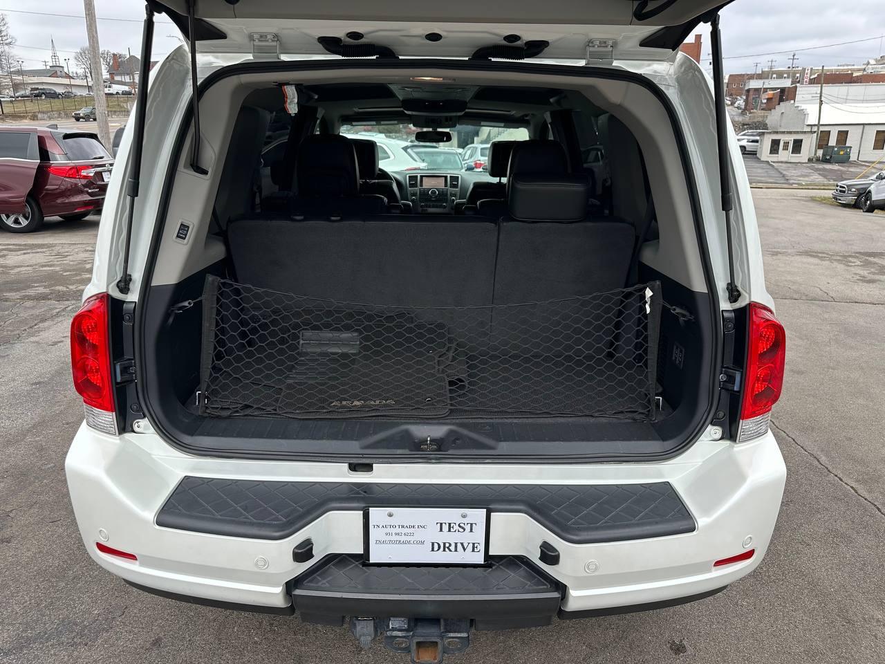 Nissan Armada Platinum 2WD 2015