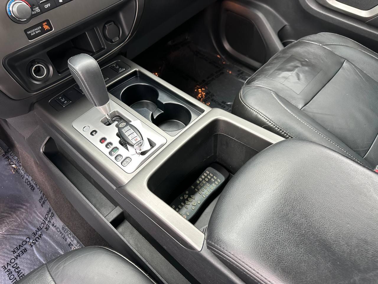 Nissan Armada Platinum 2WD 2015