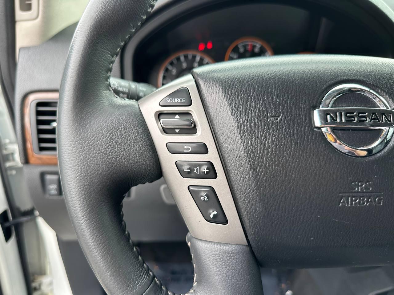 Nissan Armada Platinum 2WD 2015