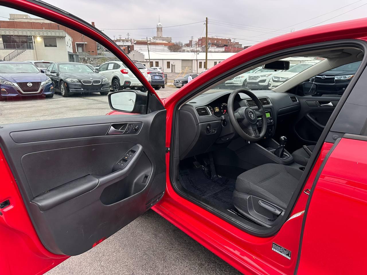 Volkswagen Jetta S 2014