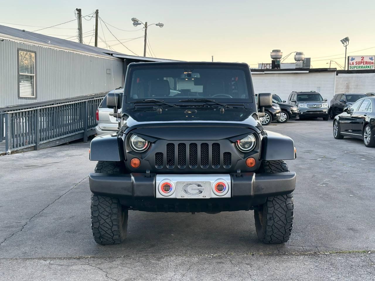 Jeep Wrangler Unlimited Sahara 4WD 2013