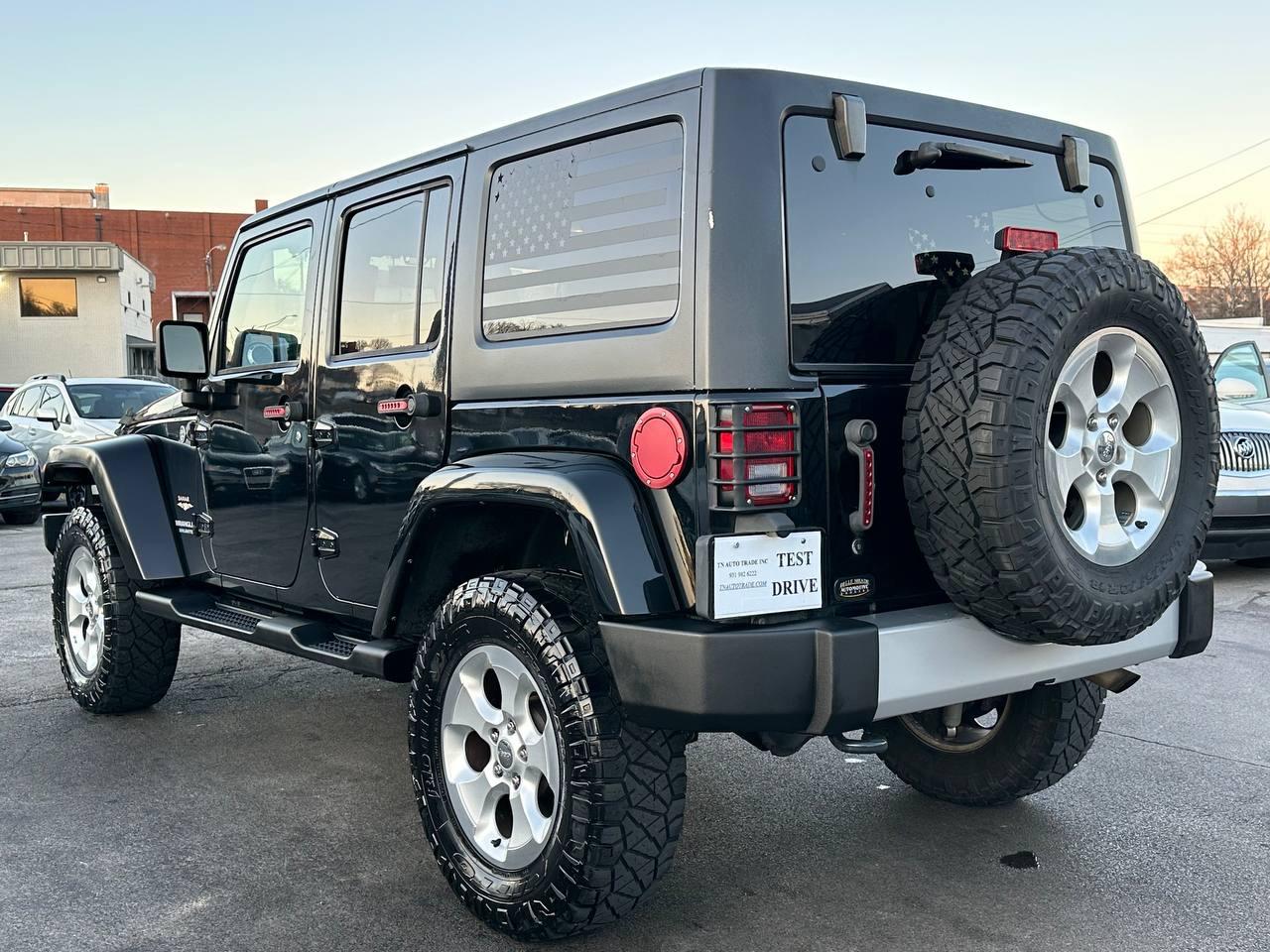 Jeep Wrangler Unlimited Sahara 4WD 2013