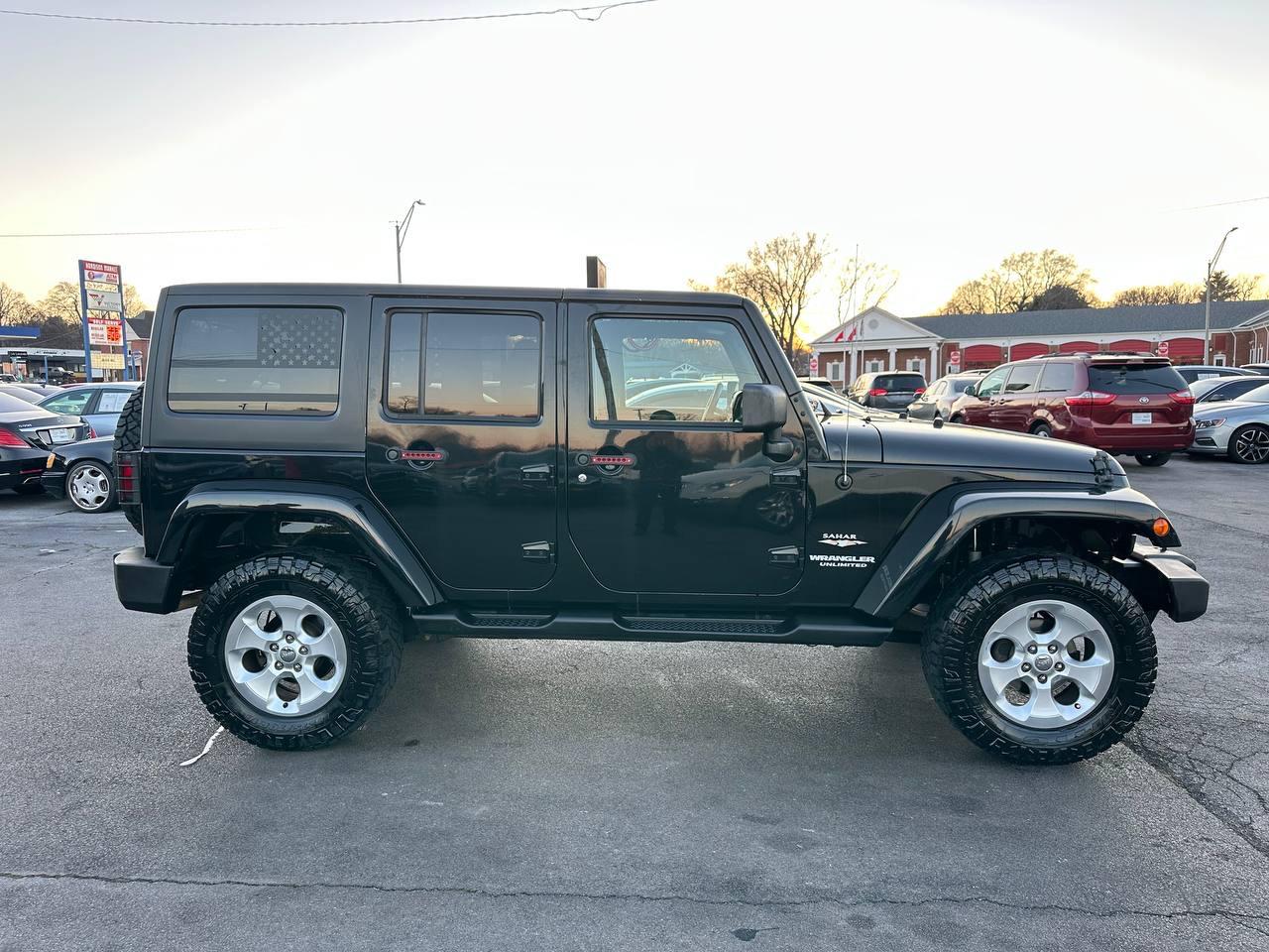 Jeep Wrangler Unlimited Sahara 4WD 2013