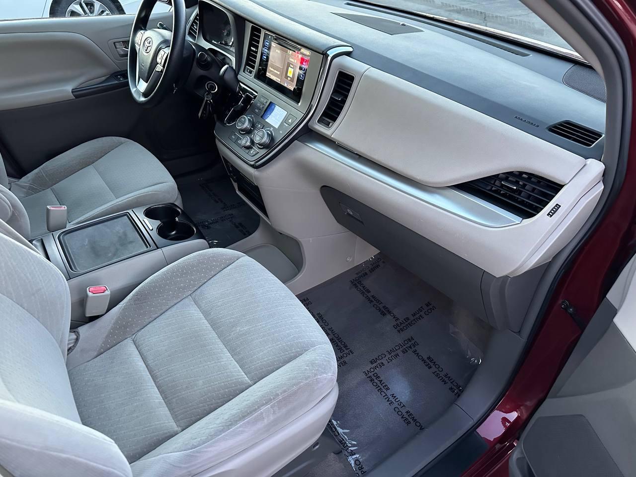 Toyota Sienna LE FWD 8-Passenger V6 2015