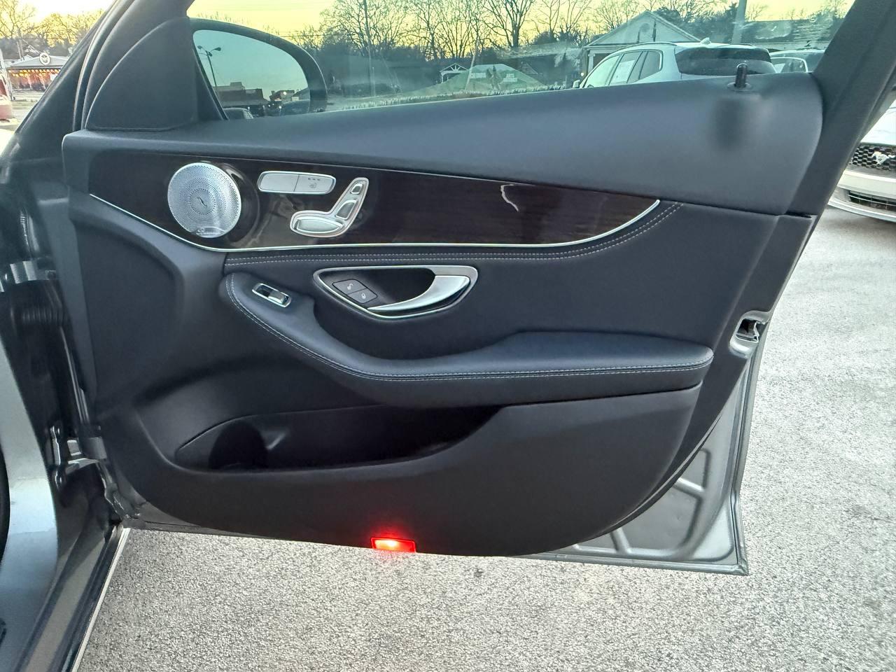 Mercedes-Benz C-Class C300 4MATIC Sedan 2015