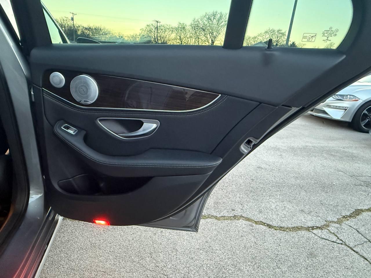 Mercedes-Benz C-Class C300 4MATIC Sedan 2015