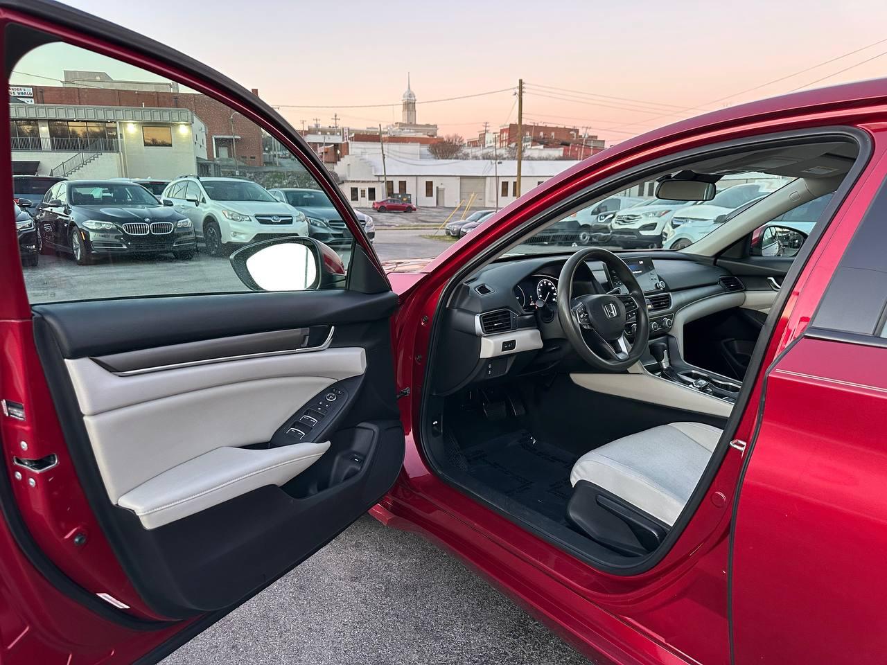 Honda Accord LX CVT 2018