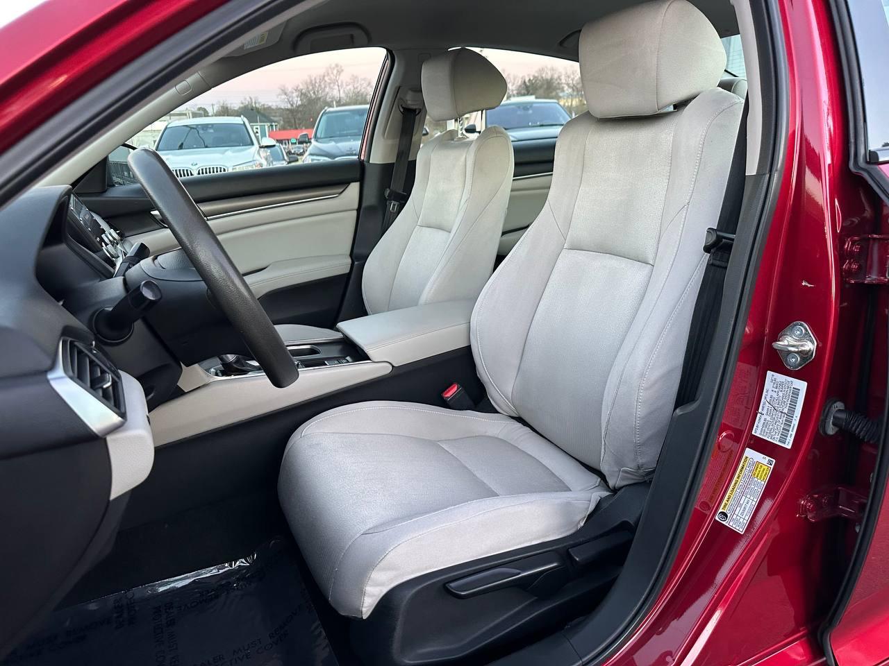 Honda Accord LX CVT 2018