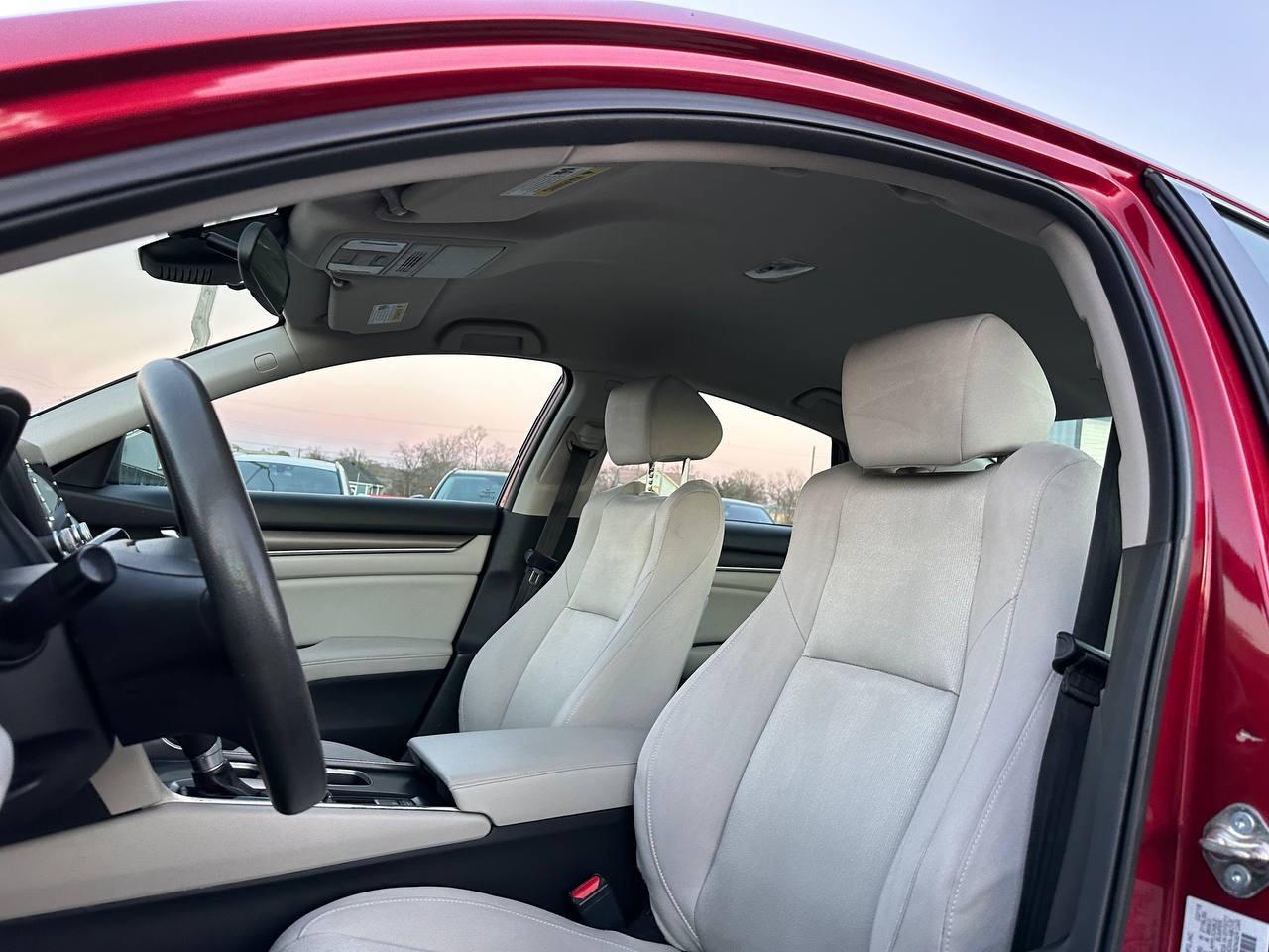 Honda Accord LX CVT 2018