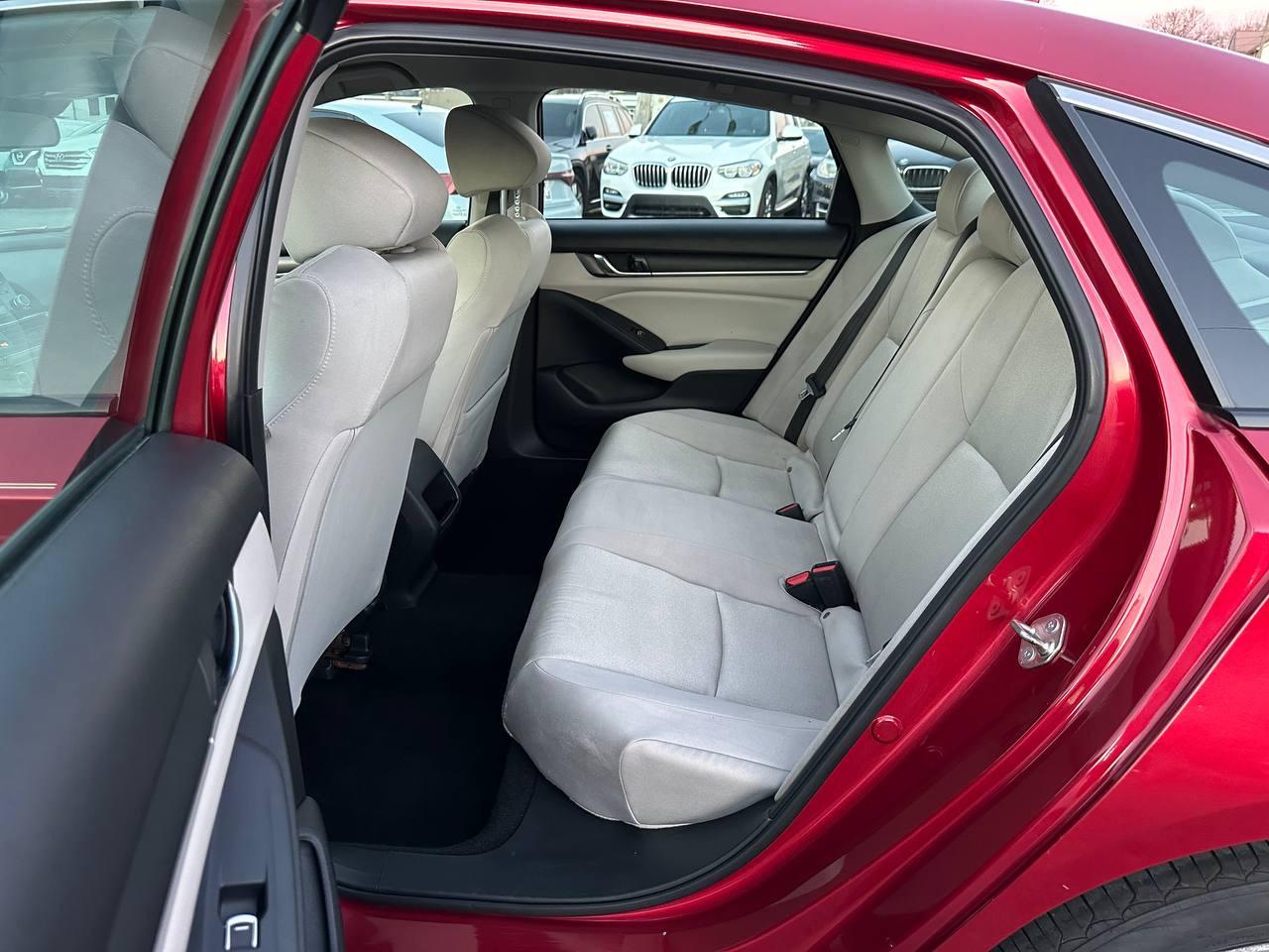 Honda Accord LX CVT 2018