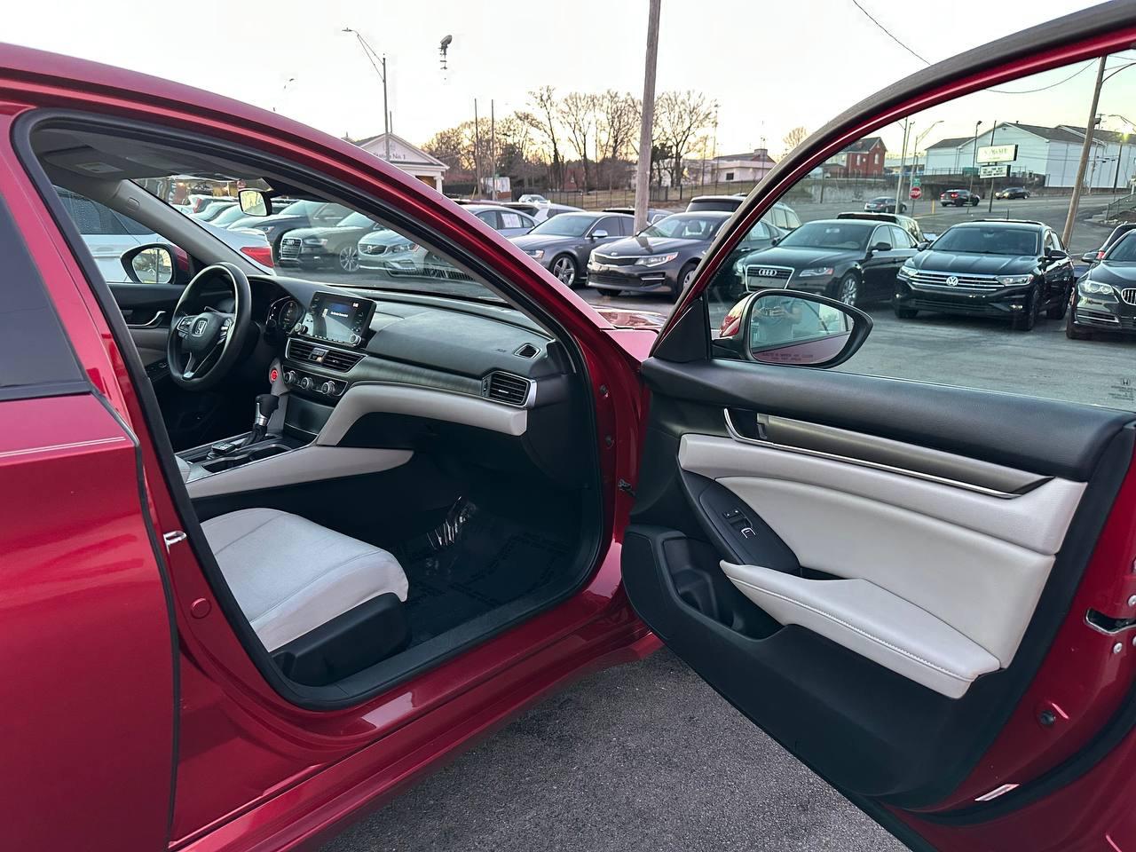 Honda Accord LX CVT 2018