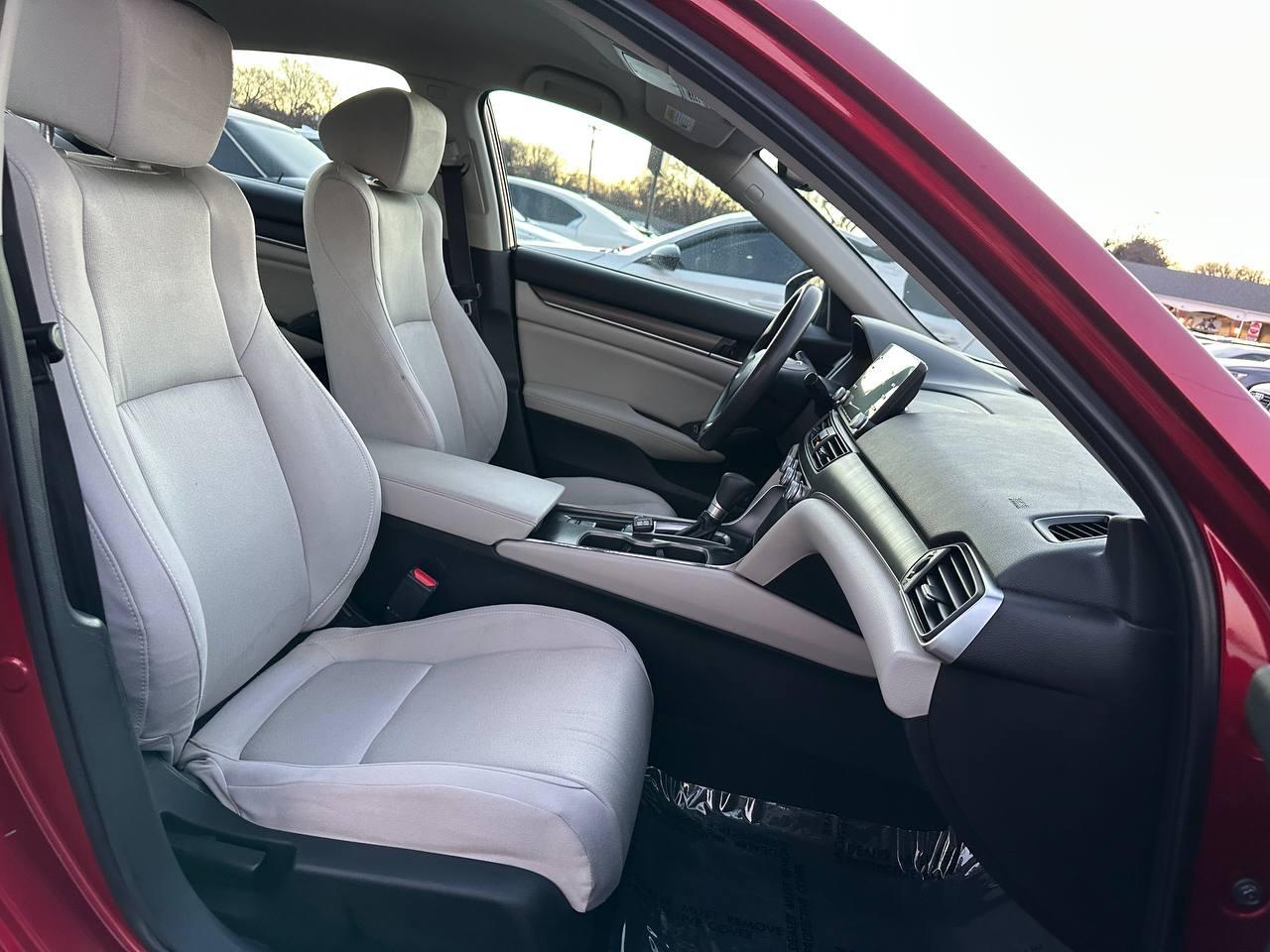 Honda Accord LX CVT 2018