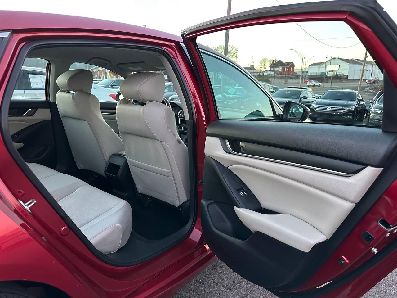 Honda Accord LX CVT 2018