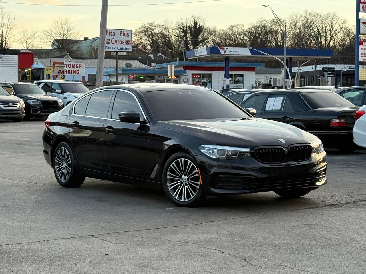 BMW 5-Series 530i 2019