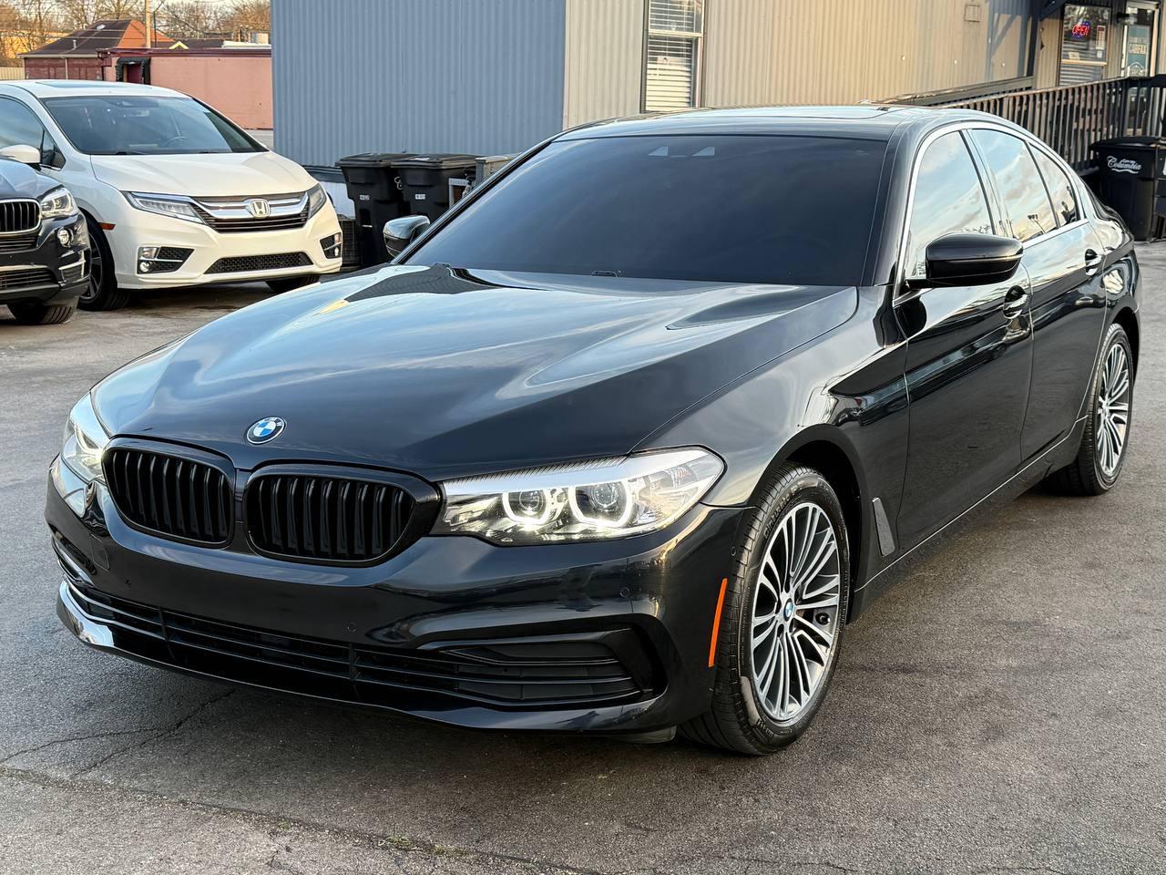 BMW 5-Series 530i 2019