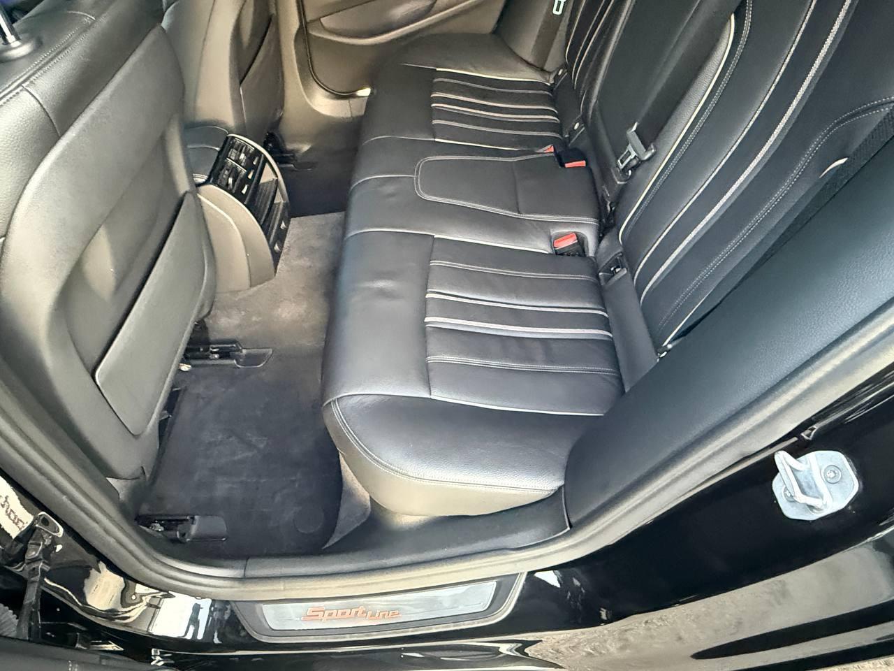 BMW 5-Series 530i 2019