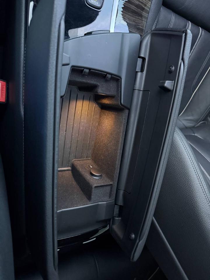 BMW 5-Series 530i 2019