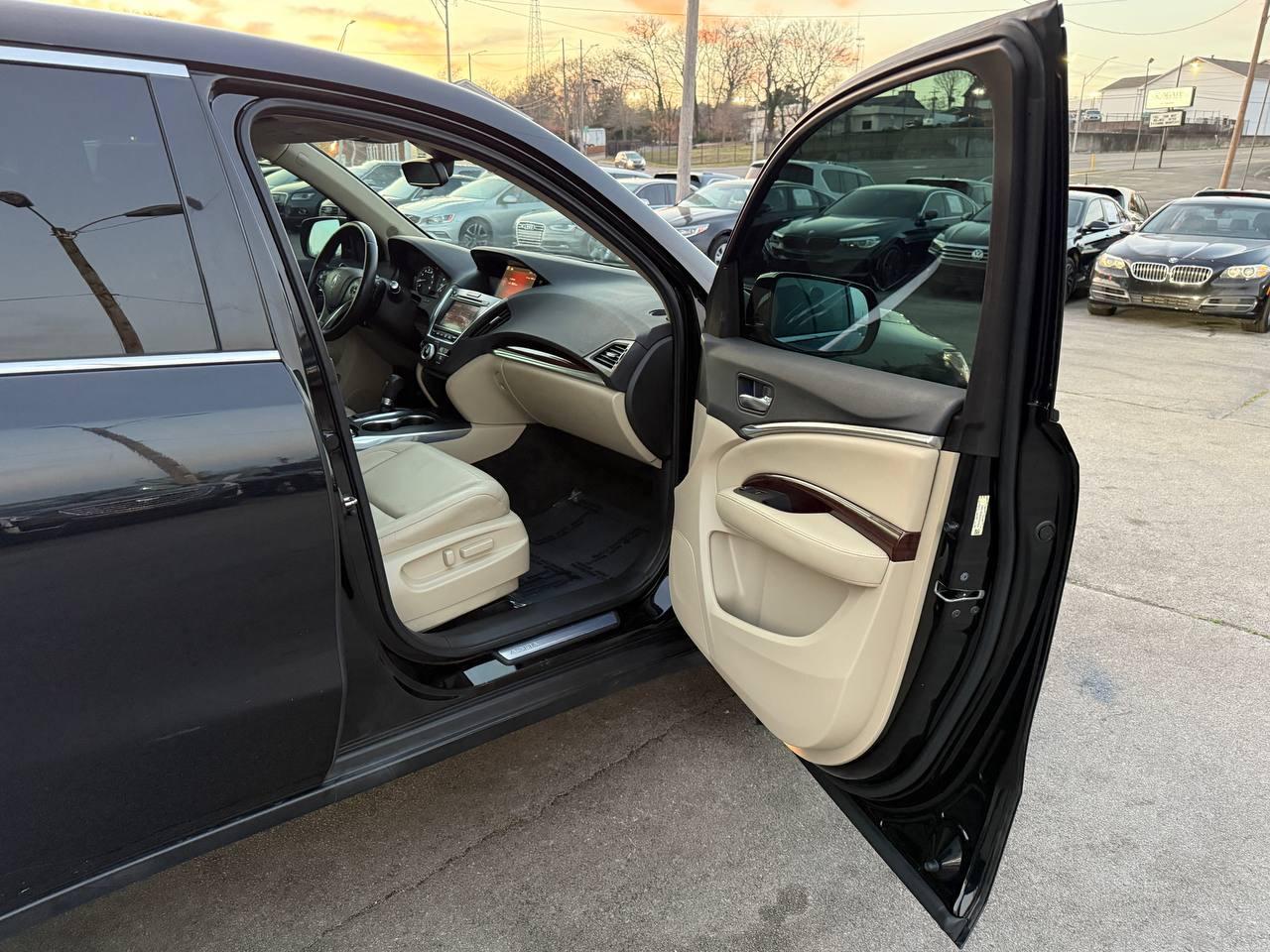 Acura MDX 6-Spd AT w/Tech Package 2014