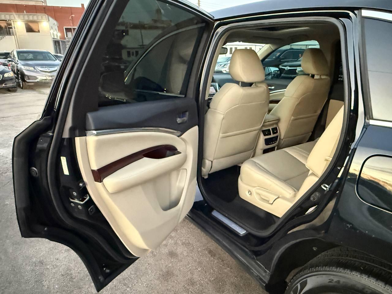 Acura MDX 6-Spd AT w/Tech Package 2014