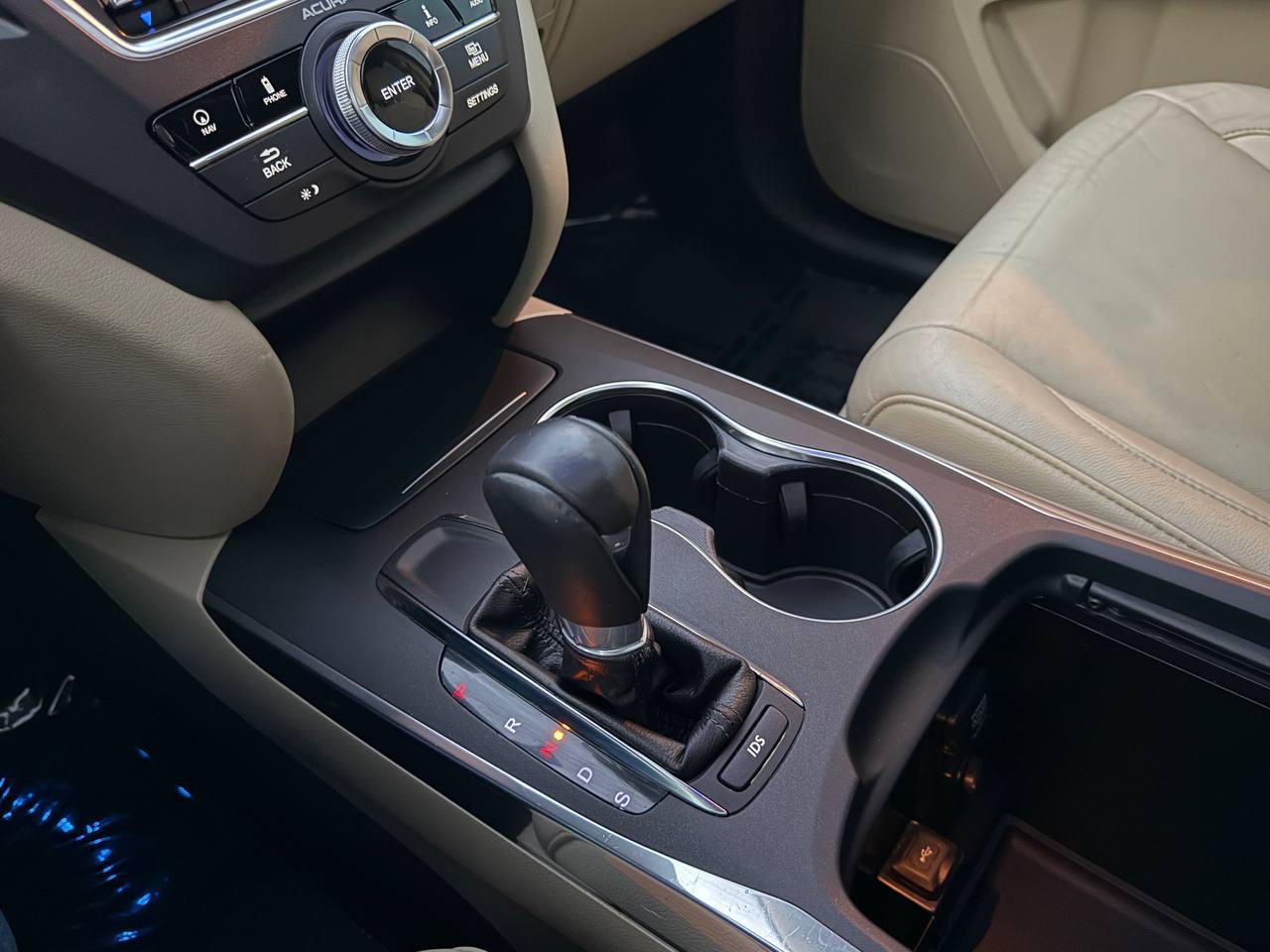 Acura MDX 6-Spd AT w/Tech Package 2014