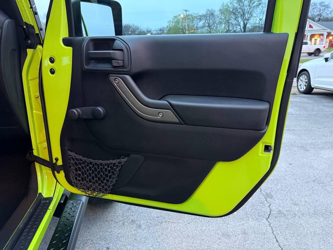 Jeep Wrangler Unlimited Sport 4WD 2013