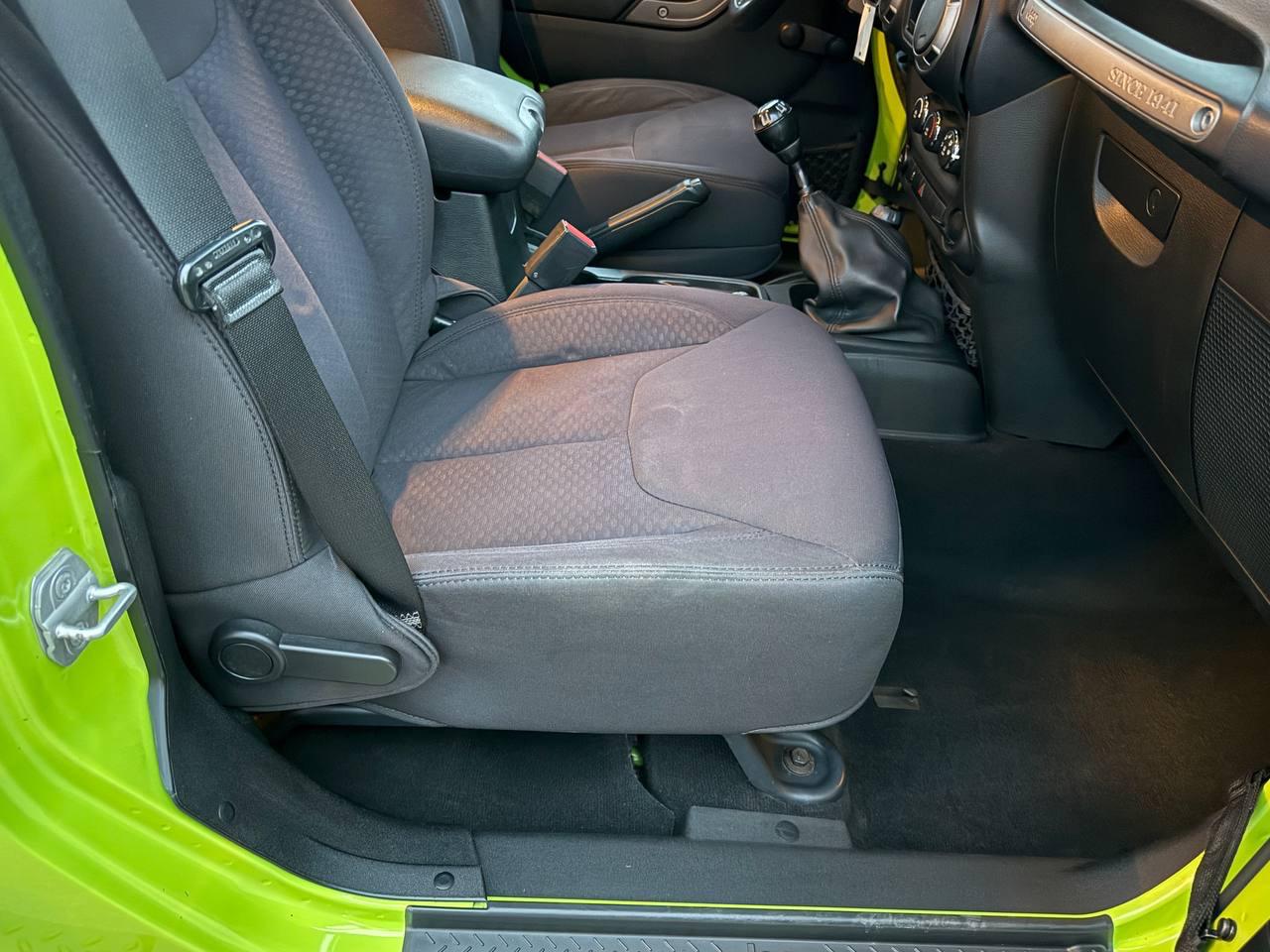 Jeep Wrangler Unlimited Sport 4WD 2013