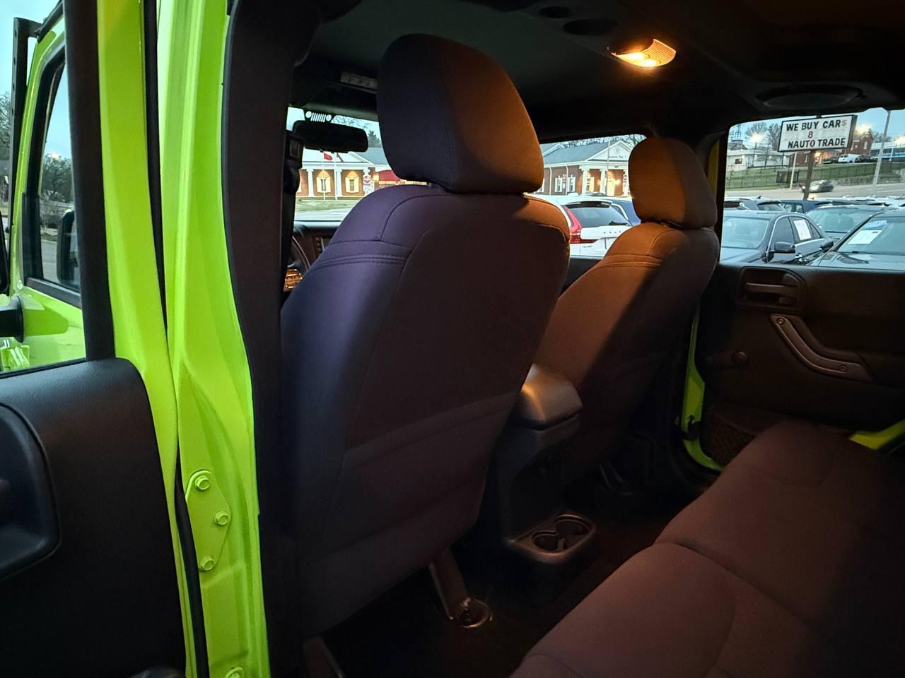 Jeep Wrangler Unlimited Sport 4WD 2013