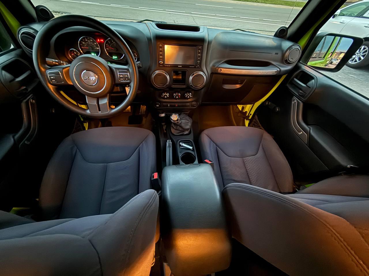 Jeep Wrangler Unlimited Sport 4WD 2013