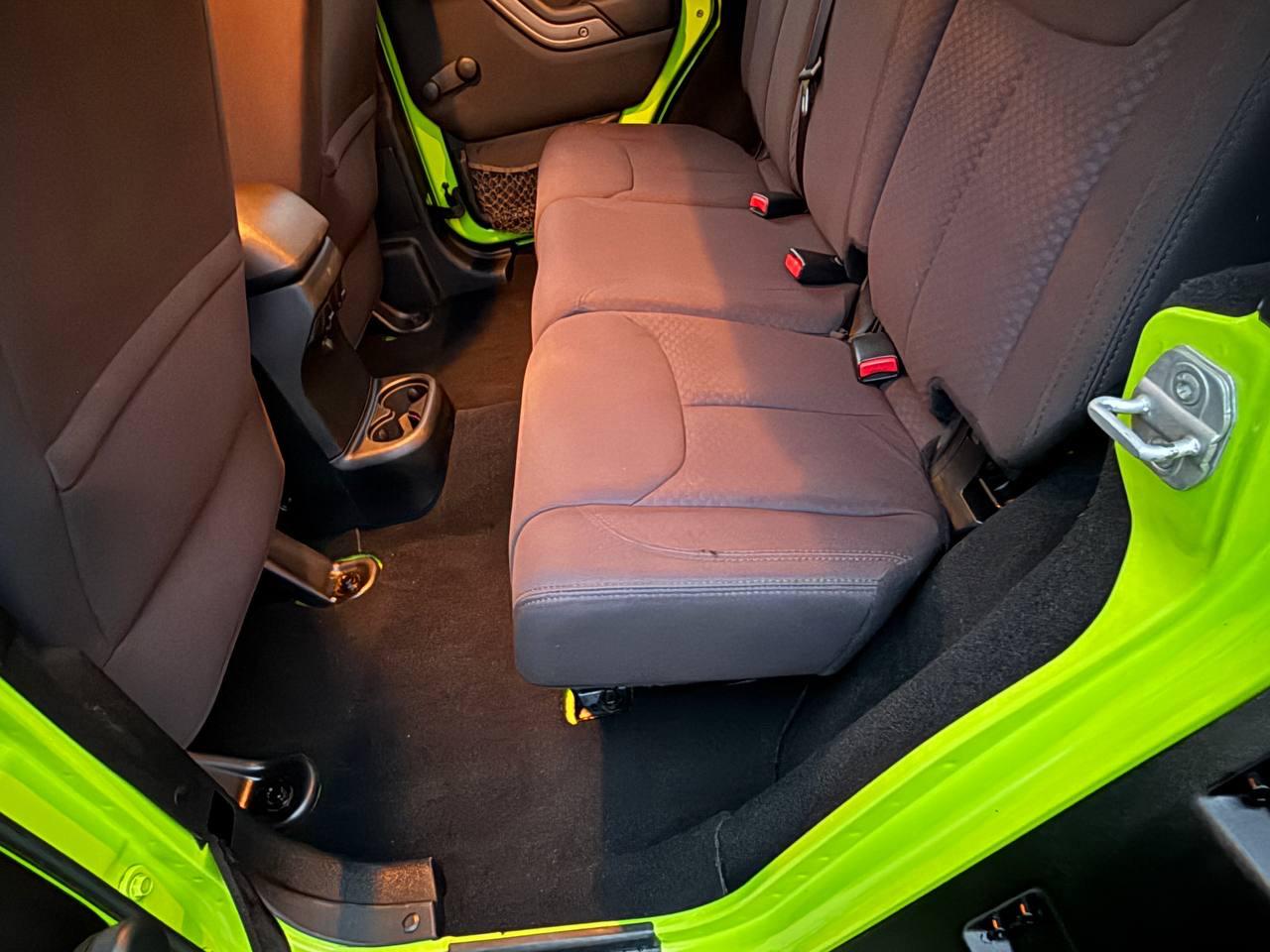 Jeep Wrangler Unlimited Sport 4WD 2013