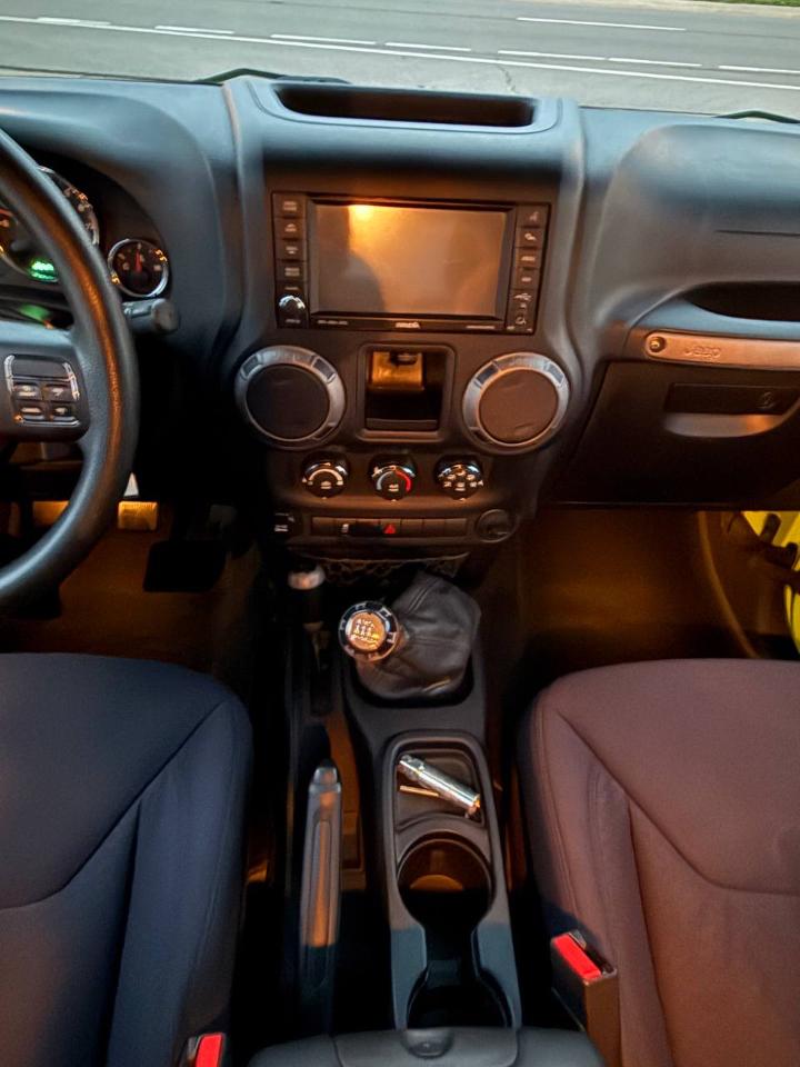 Jeep Wrangler Unlimited Sport 4WD 2013