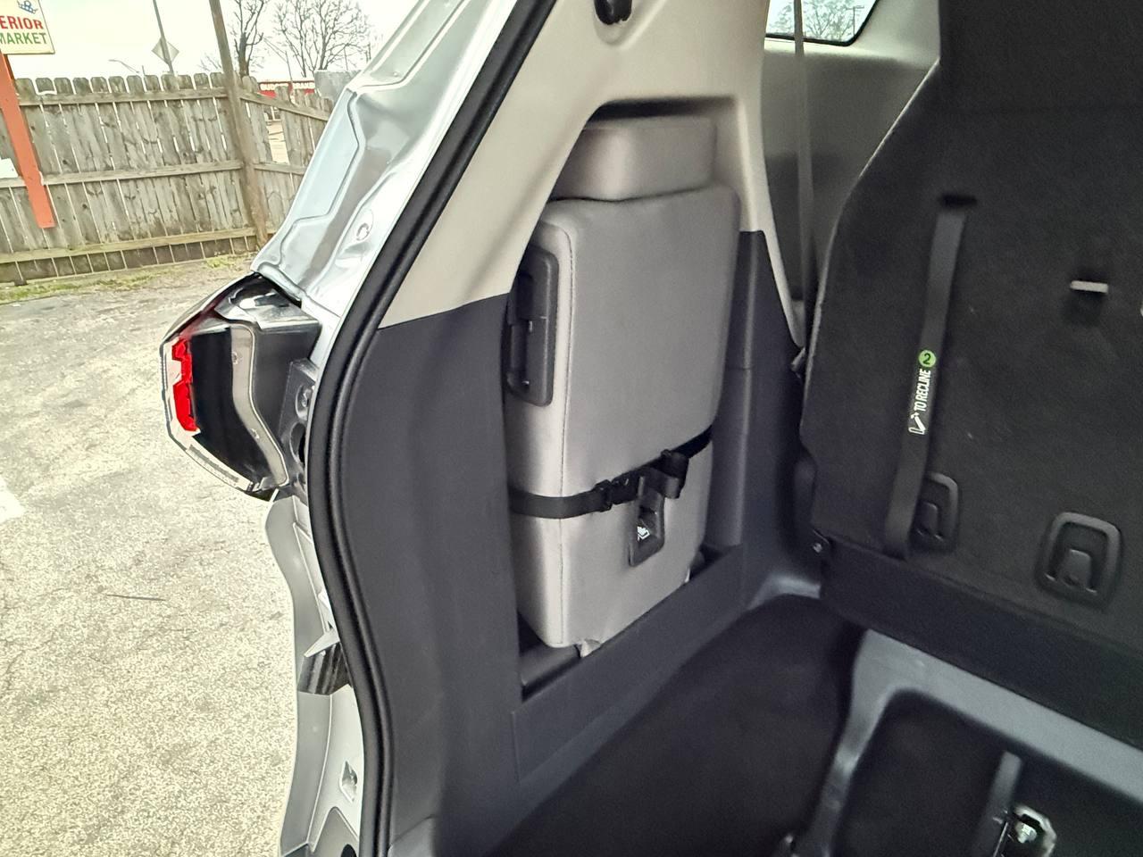 Toyota Sienna LE 8-Passenger 2023