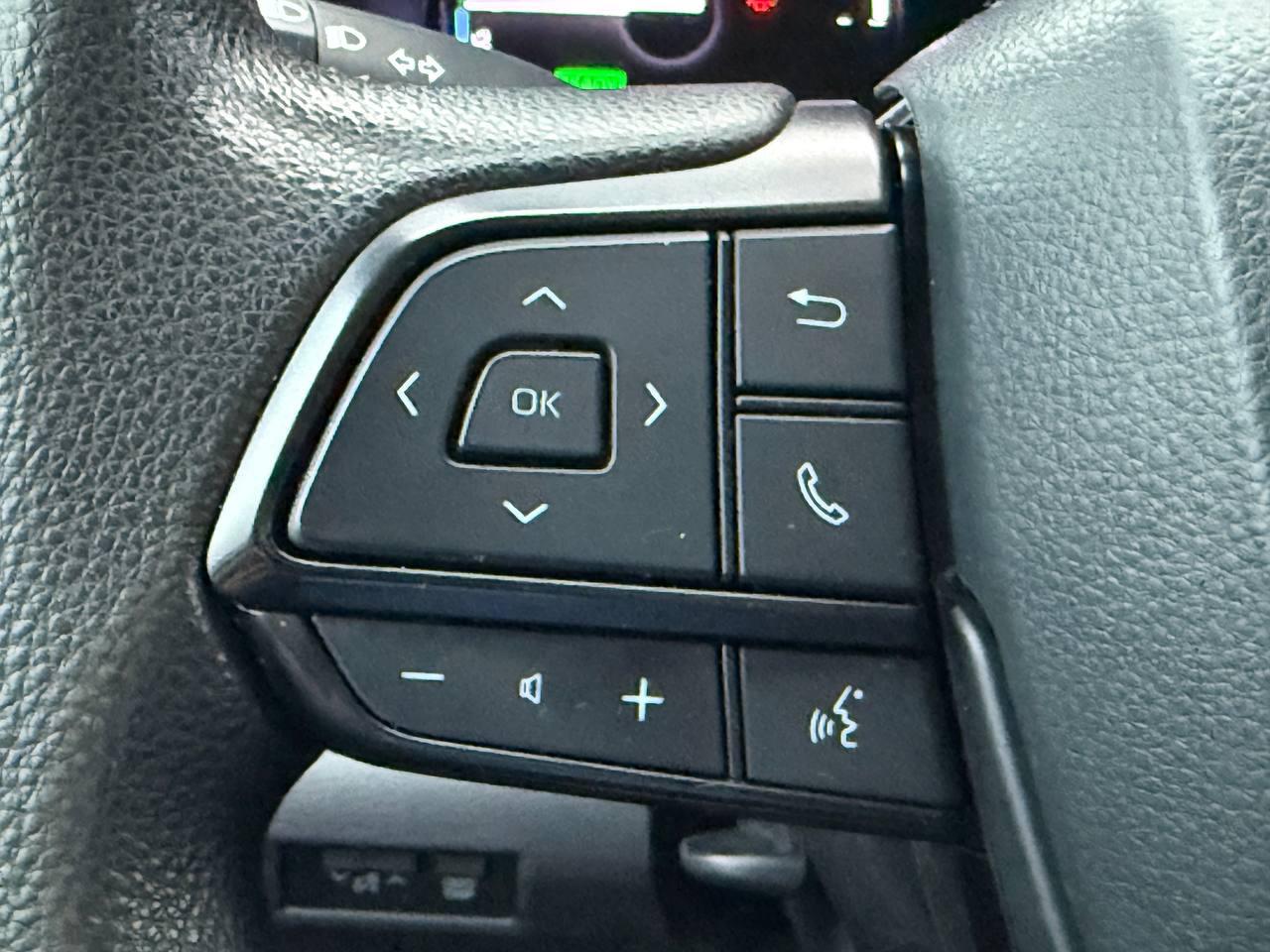 Toyota Sienna LE 8-Passenger 2023