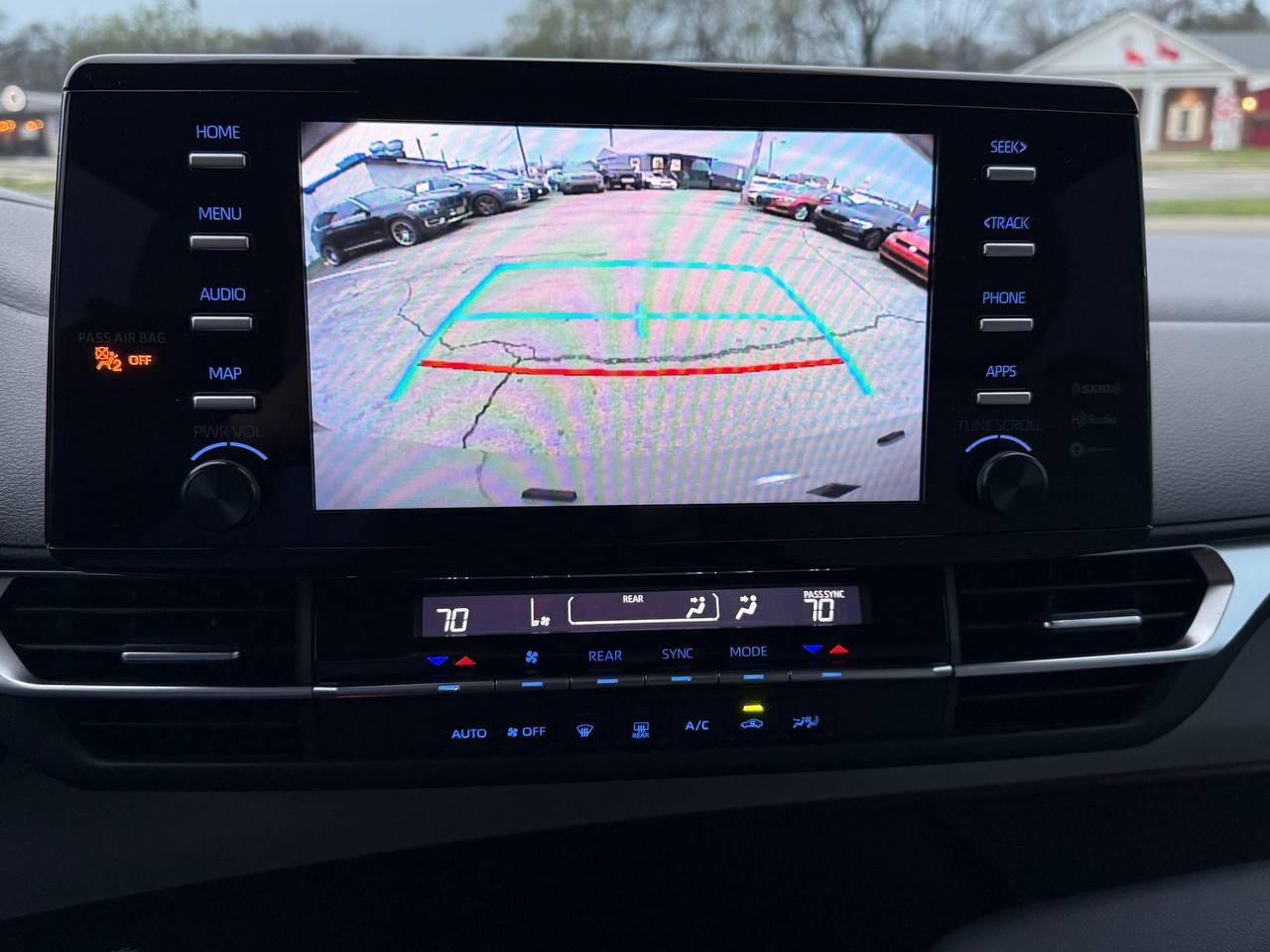 Toyota Sienna LE 8-Passenger 2023