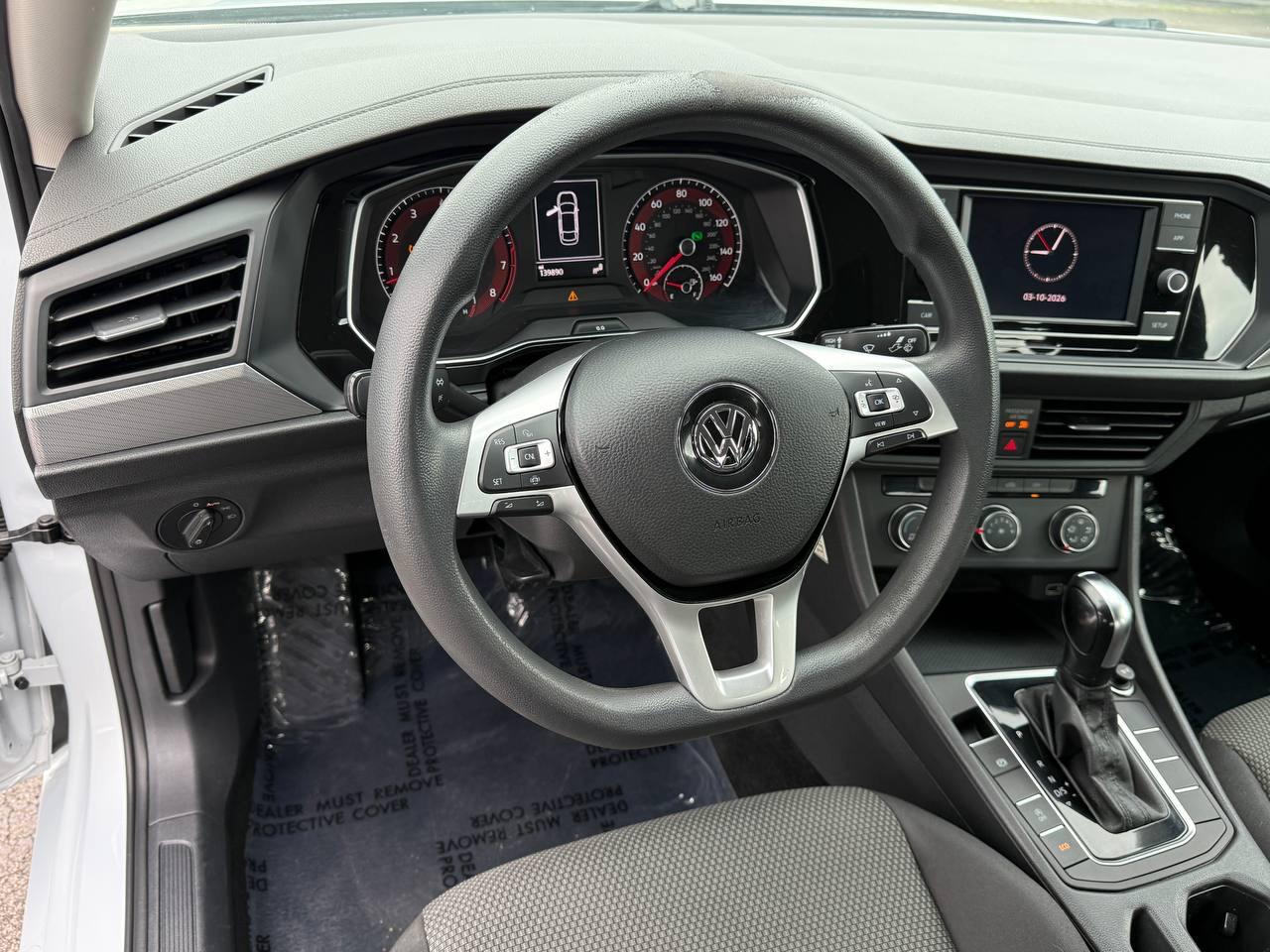 Volkswagen Jetta 1.4T S 6A 2019