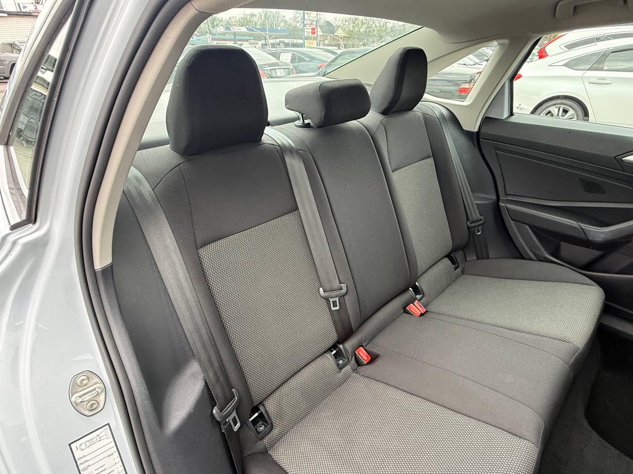 Volkswagen Jetta 1.4T S 6A 2019