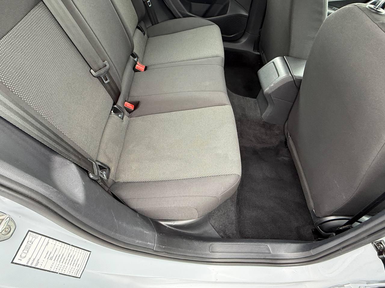 Volkswagen Jetta 1.4T S 6A 2019