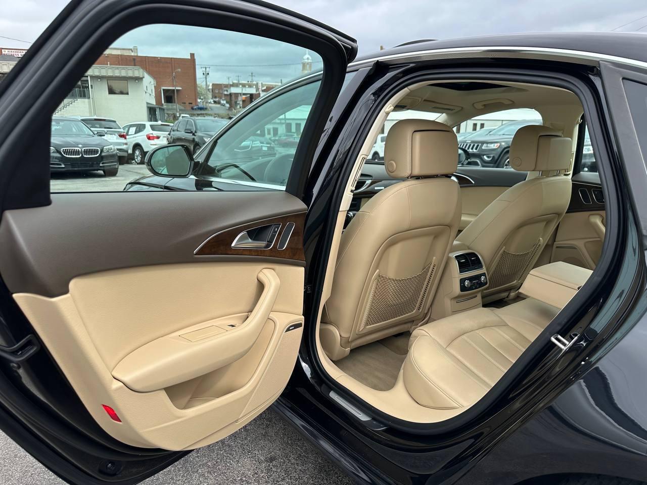 Audi A6 3.0T quattro Tiptronic 2012