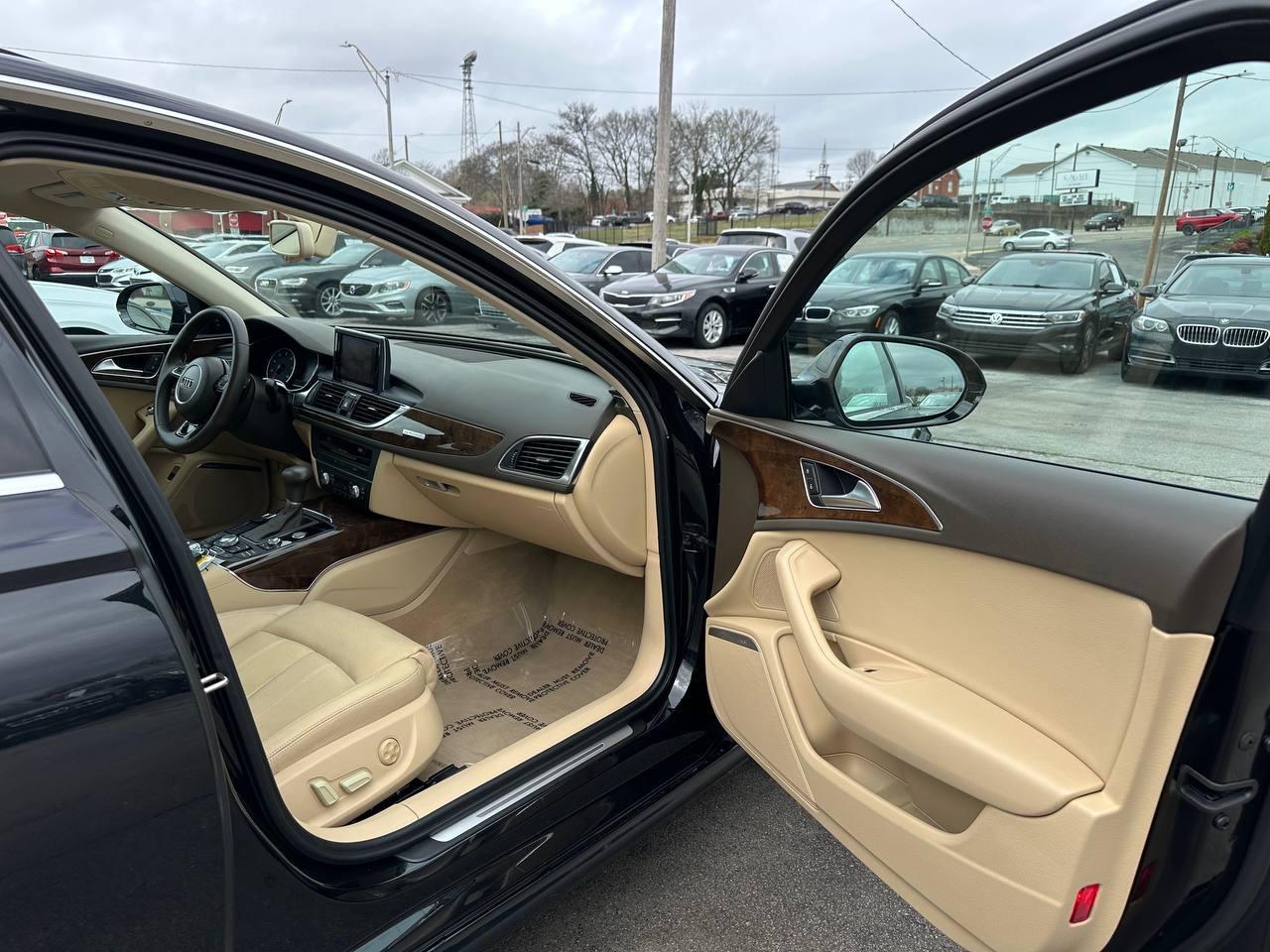 Audi A6 3.0T quattro Tiptronic 2012