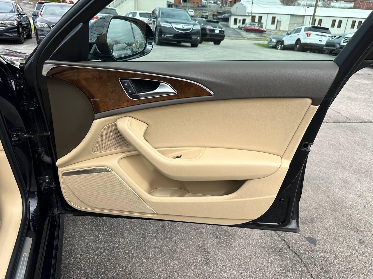 Audi A6 3.0T quattro Tiptronic 2012